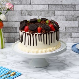 Choco Vanilla Cake