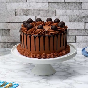 Lindor Chocolate Cake