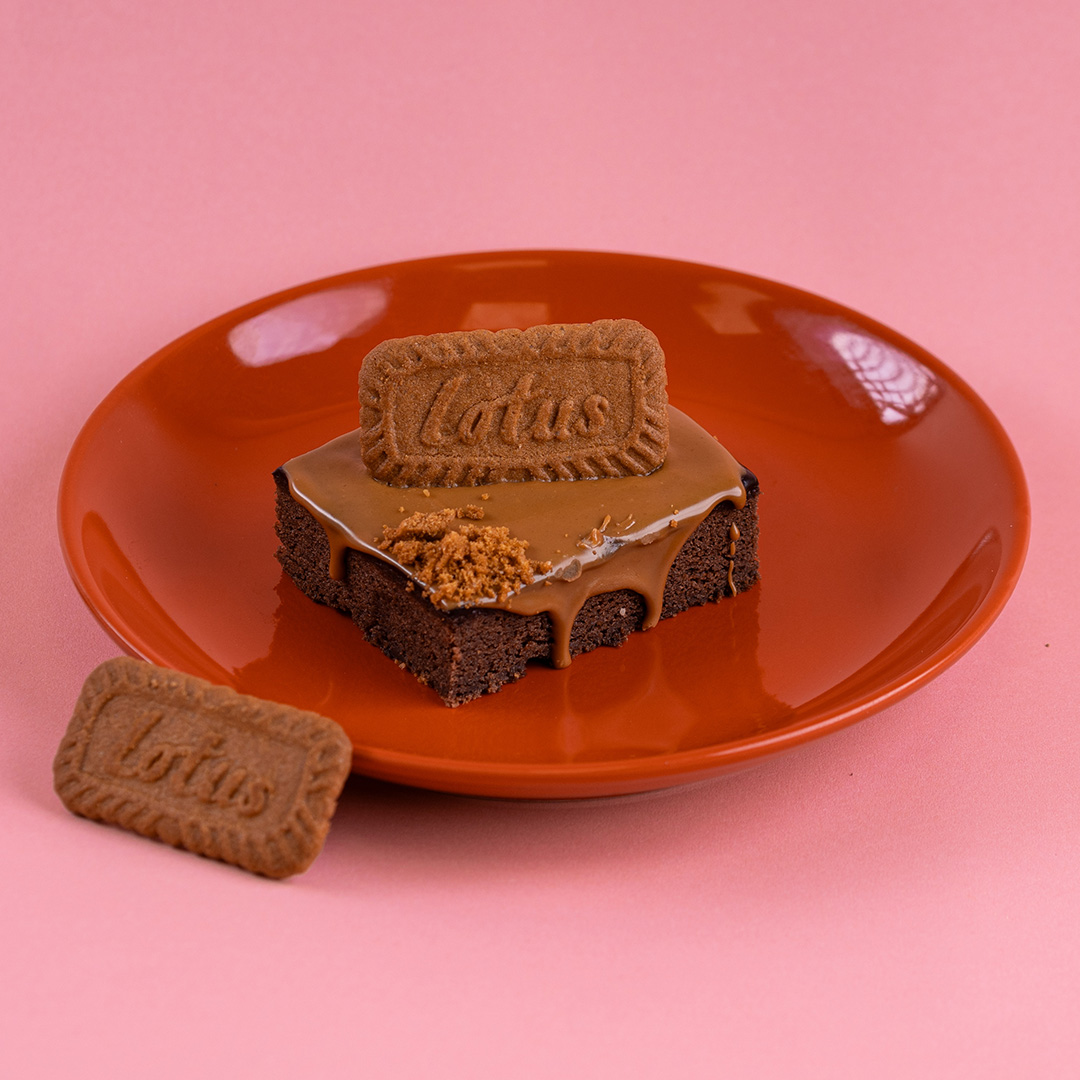 Lotus Biscoff Brownie | Cakes & Bakes | Cake Delivery