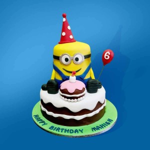 Minion Birthday Cake