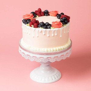 Mother's Day Berrylicious Cake
