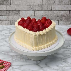 Strawberry Heart Cake