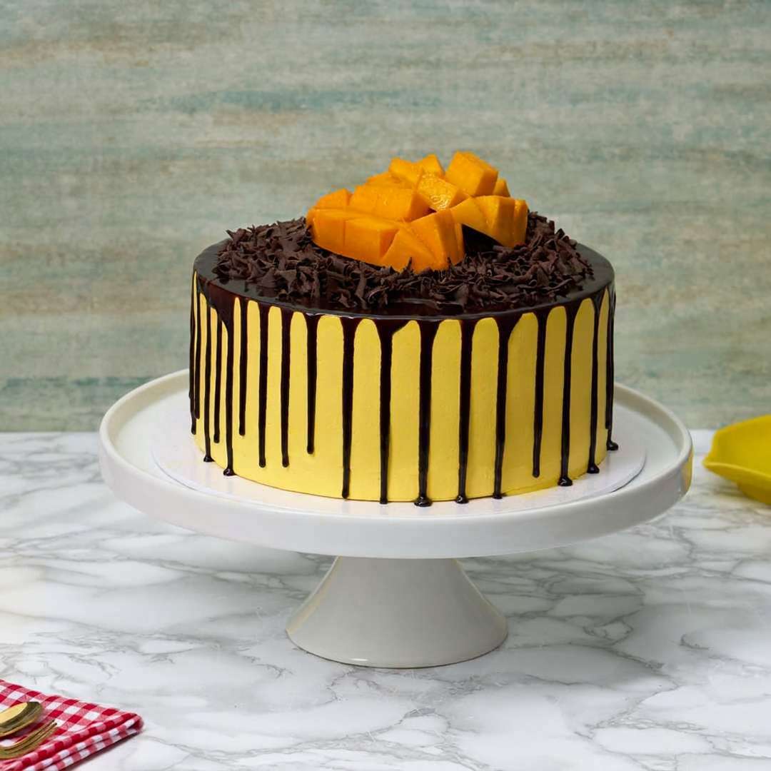 Choco Mango Cake