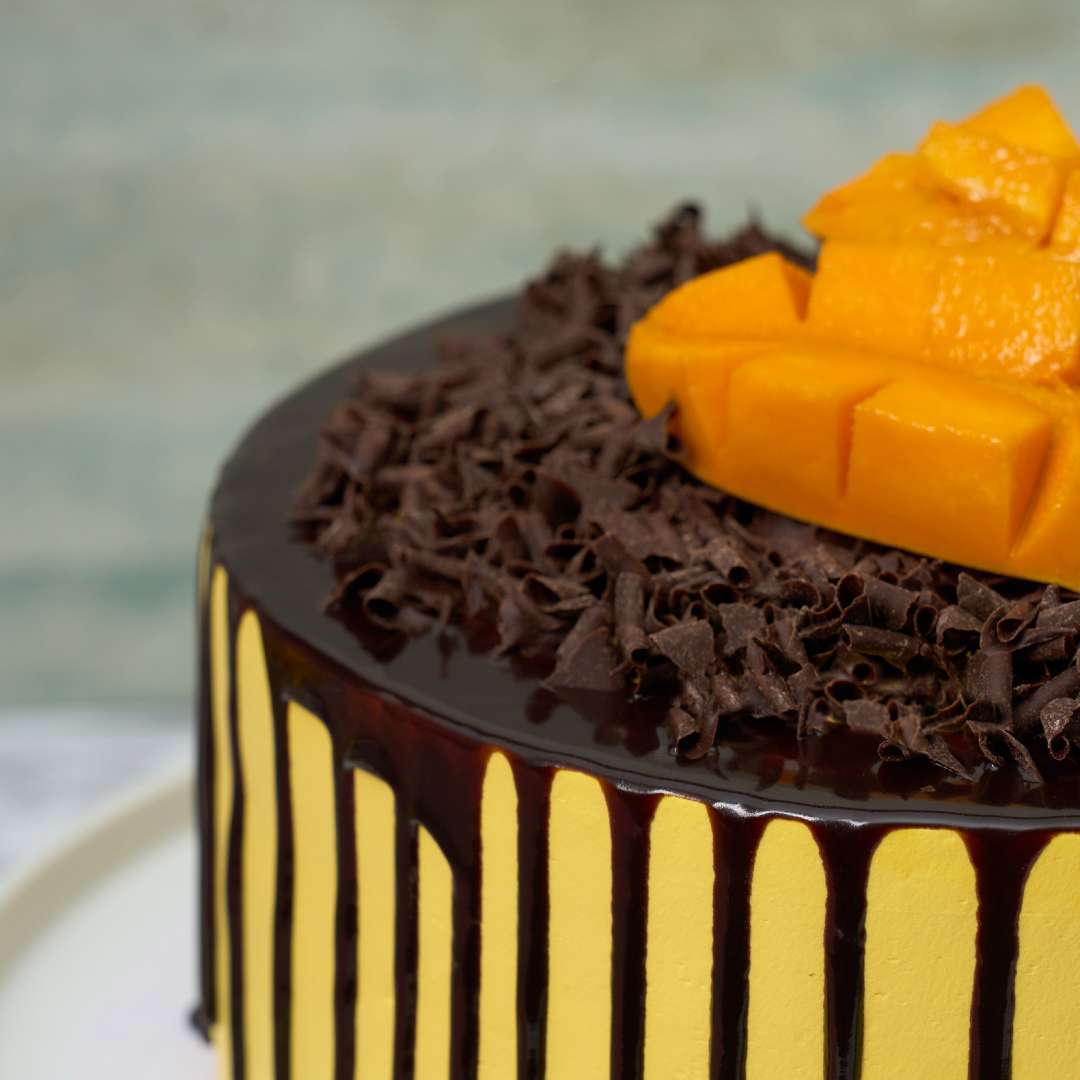 Choco Mango Cake