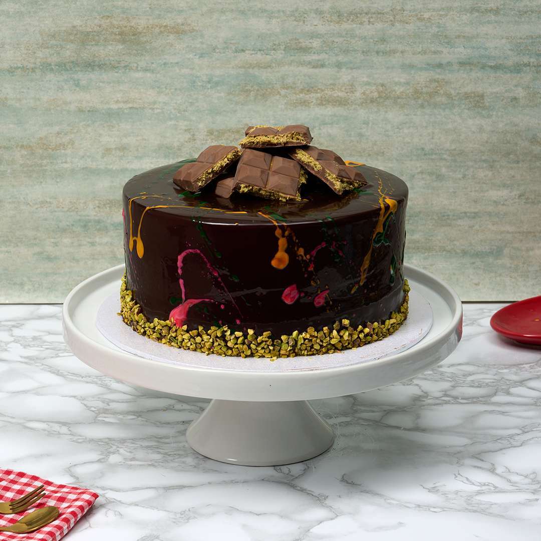 Dubai Kunafa Chocolate Cake