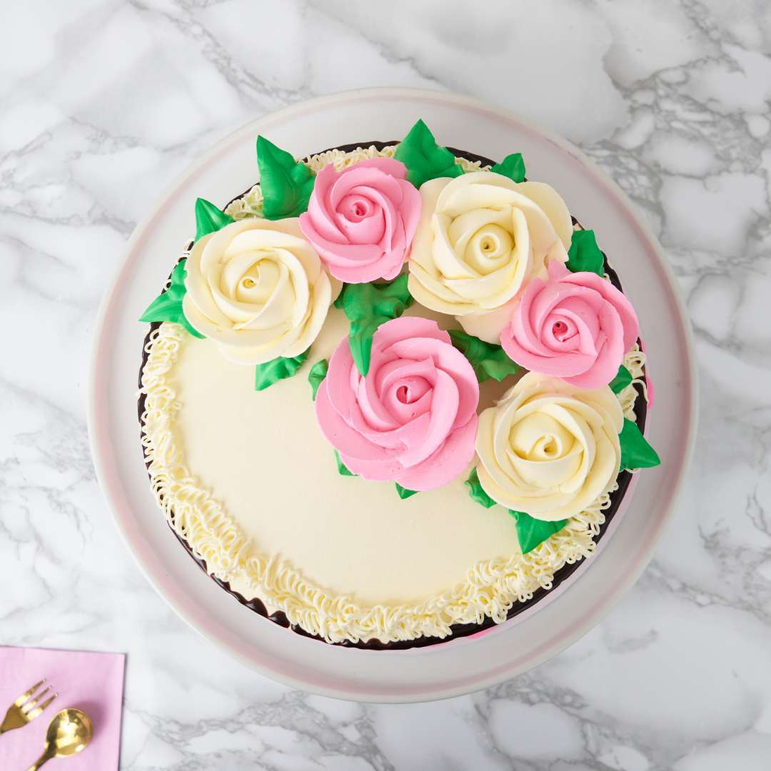 Floral Dripping Cake