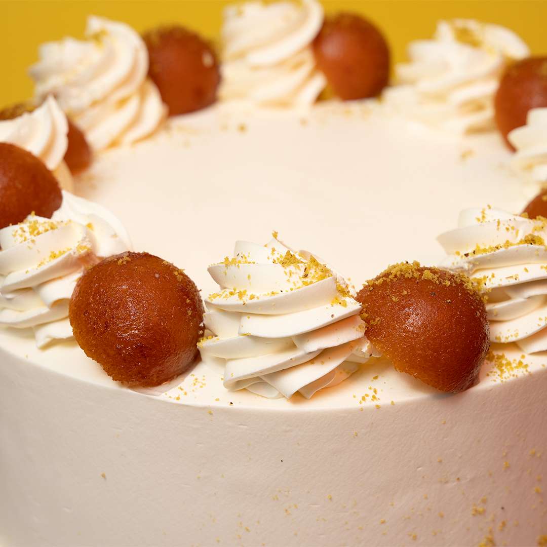 Gulab jamun cake