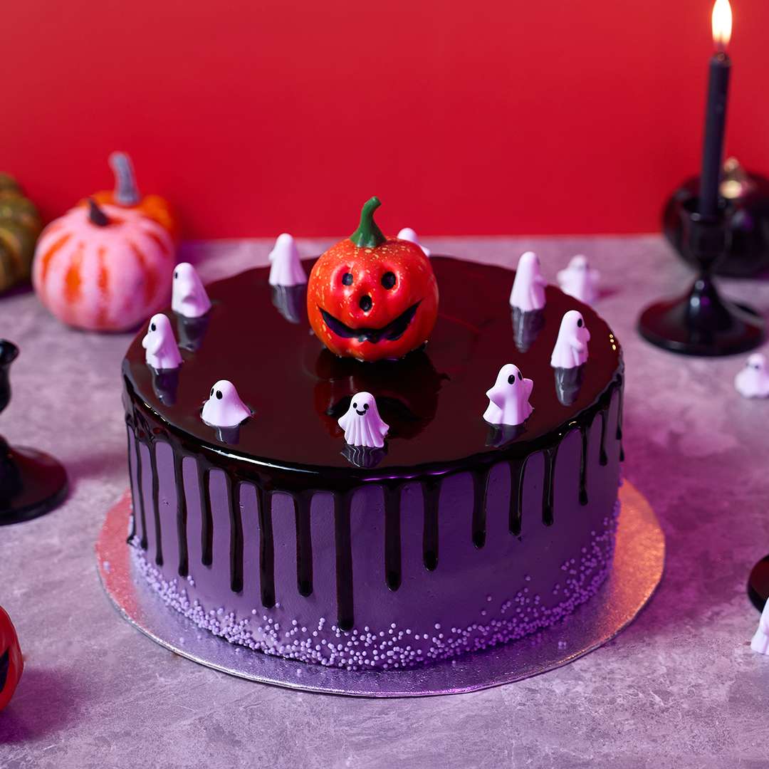 Halloween Spirits Cake