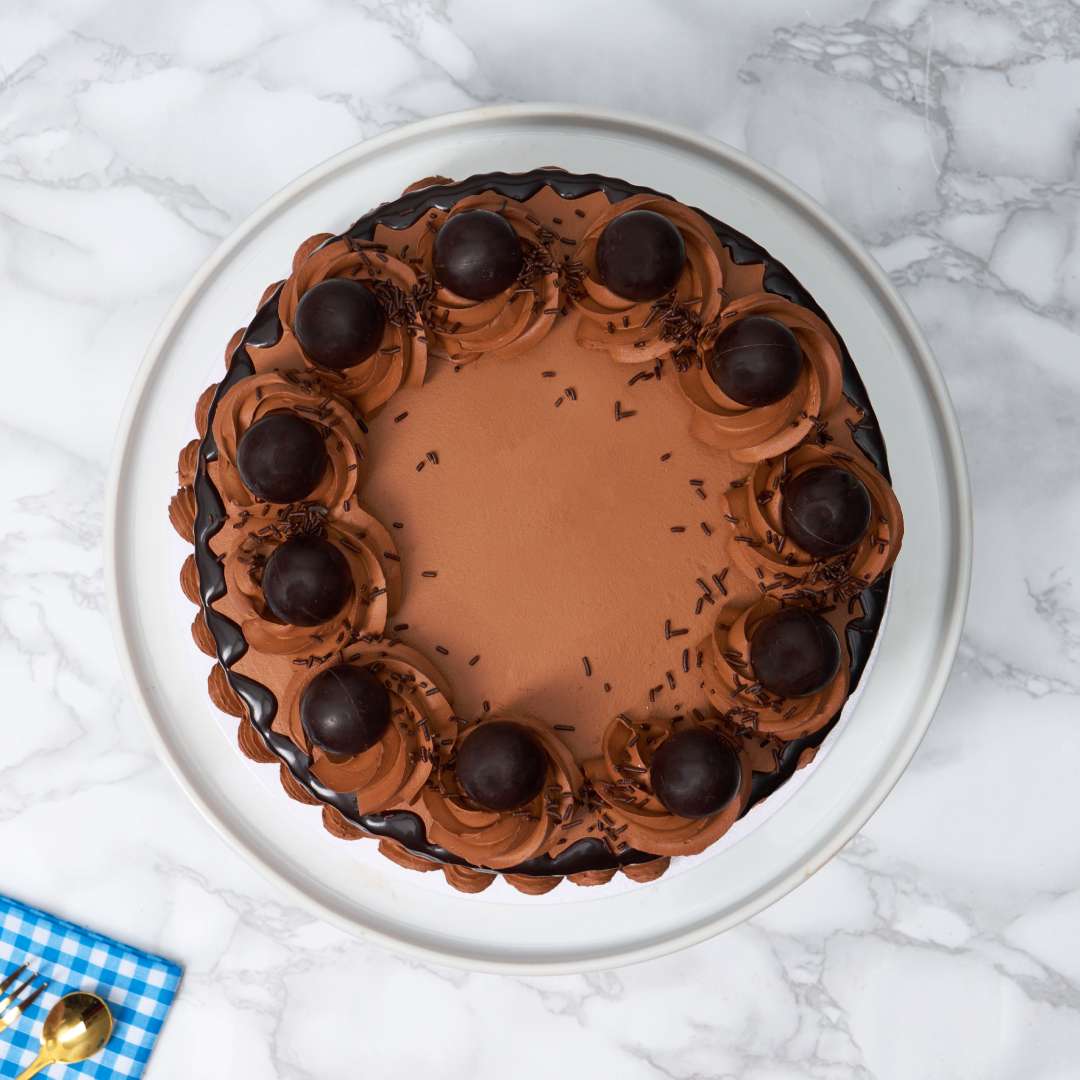 Lindor Chocolate Cake