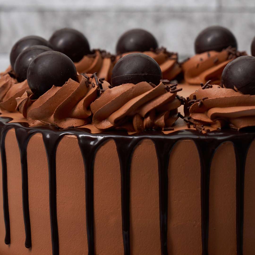 Lindor Chocolate Cake