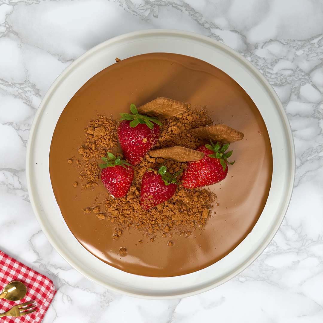 Lotus Biscoff Cake