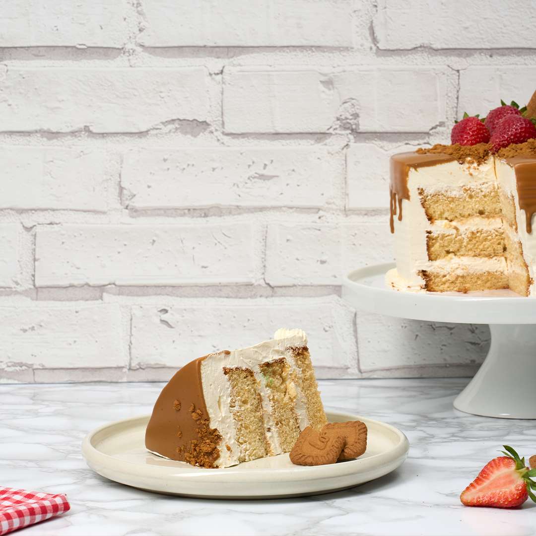 Lotus Biscoff Cake