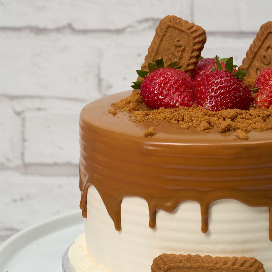 Lotus Biscoff Cake