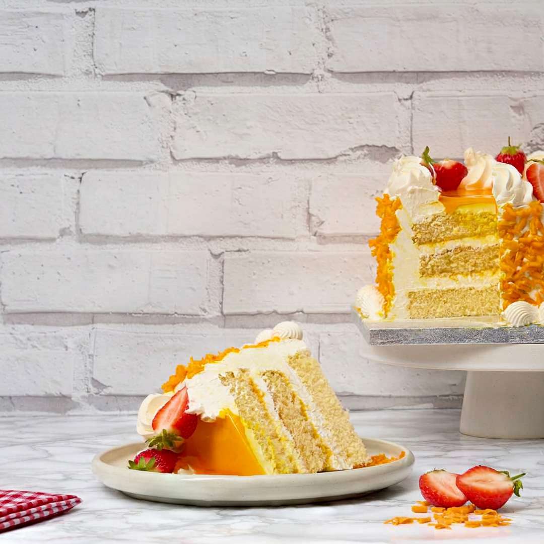 Mango Swirl cake