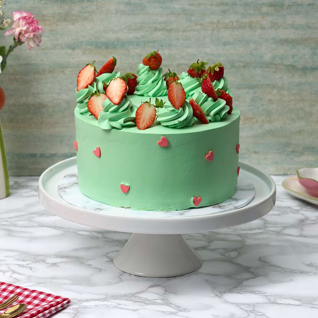 Pistachio Strawberry Matcha cake
