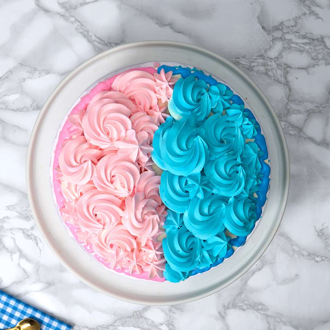 Pretty Baby Shower Drip Cake