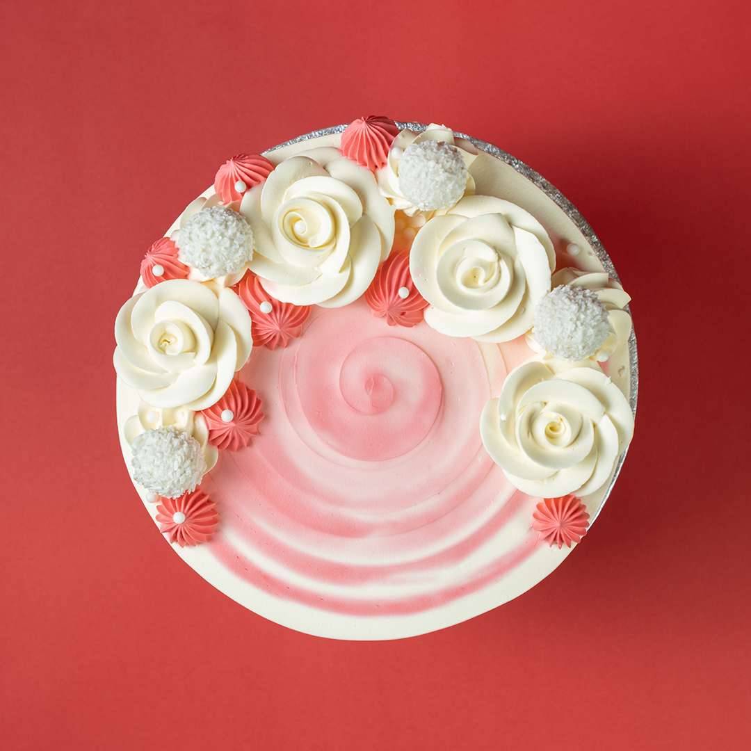 Raffaello Roses Cake
