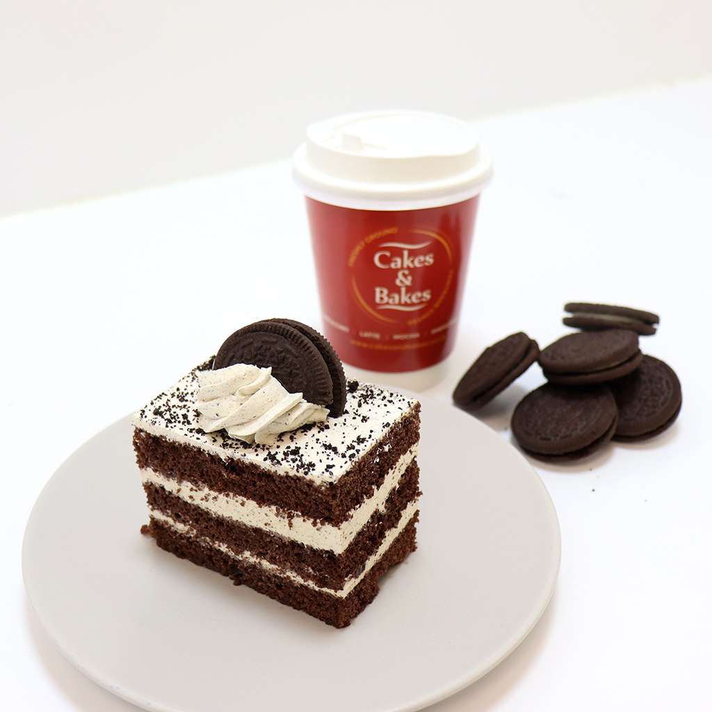Oreo Cake Slices Cakes & Bakes