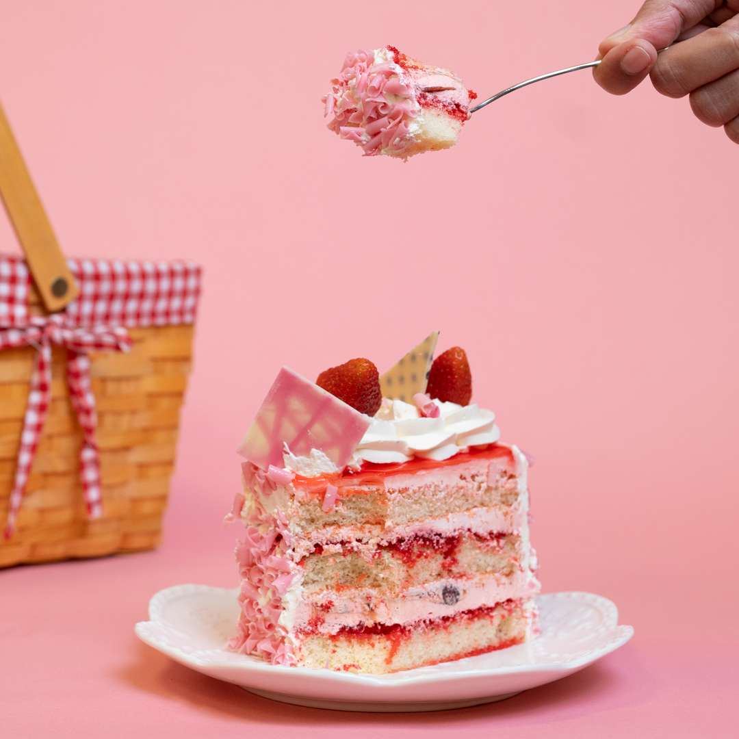 Strawberry Cake Slices