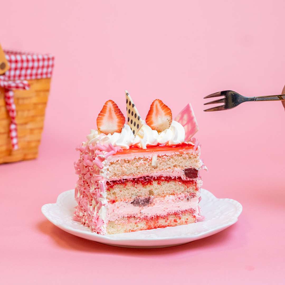 Strawberry Cake Slices