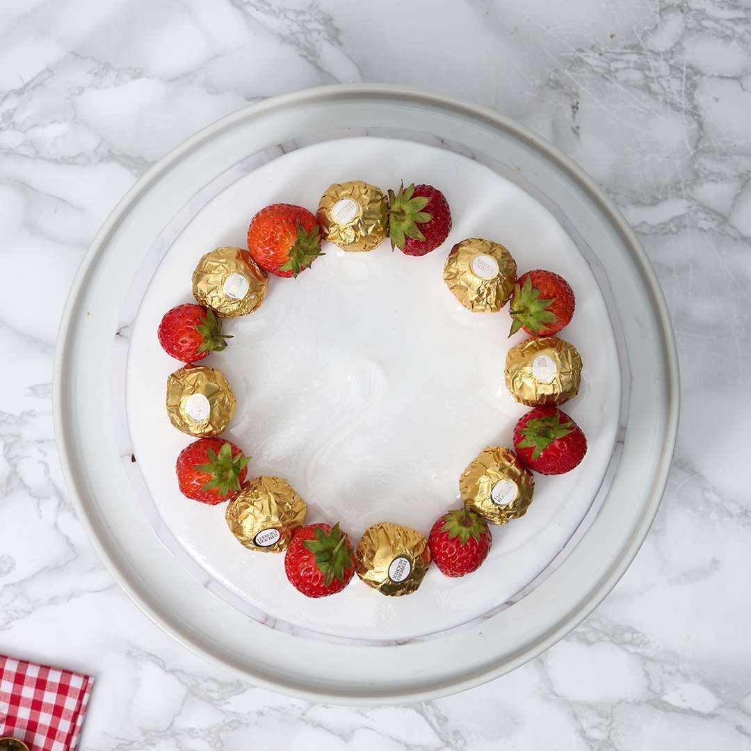 Strawberry Ferrero Cake