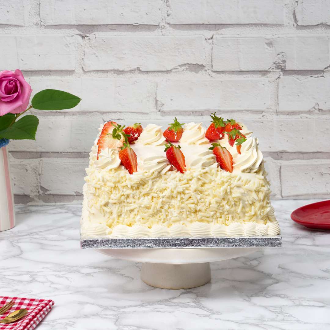 White chocolate Square Cake