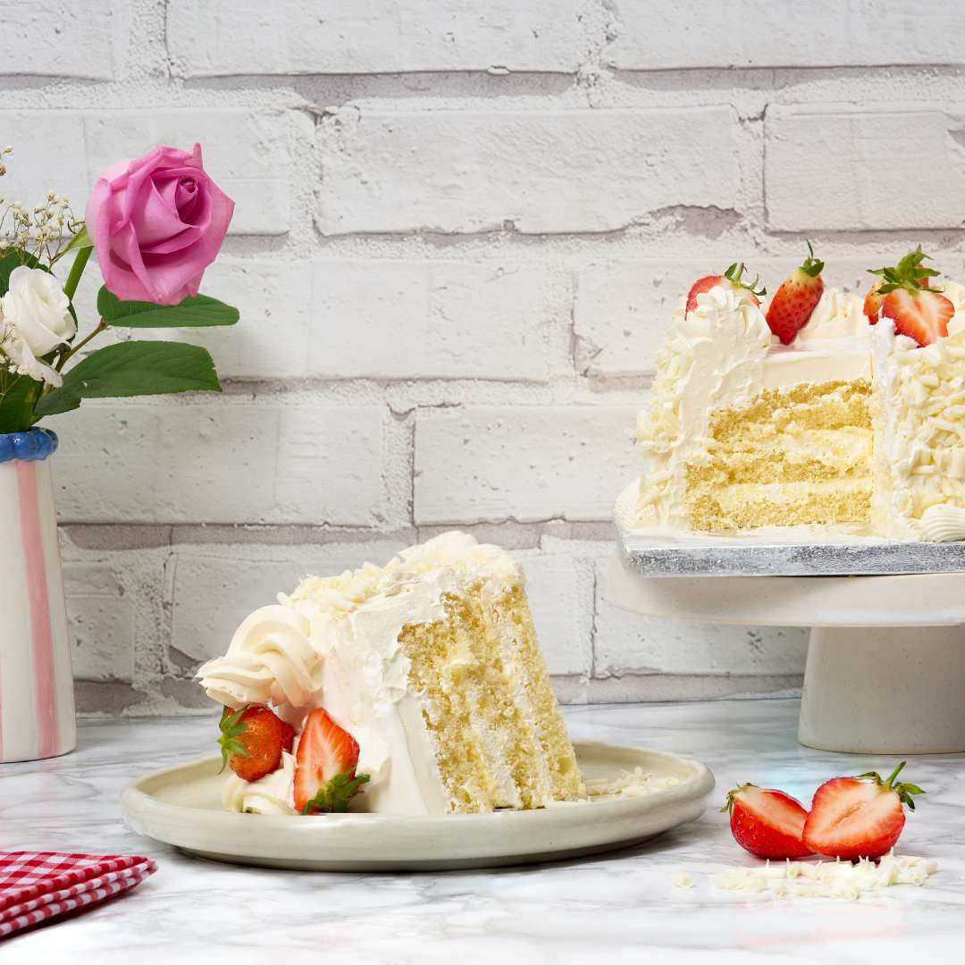 White chocolate Square Cake